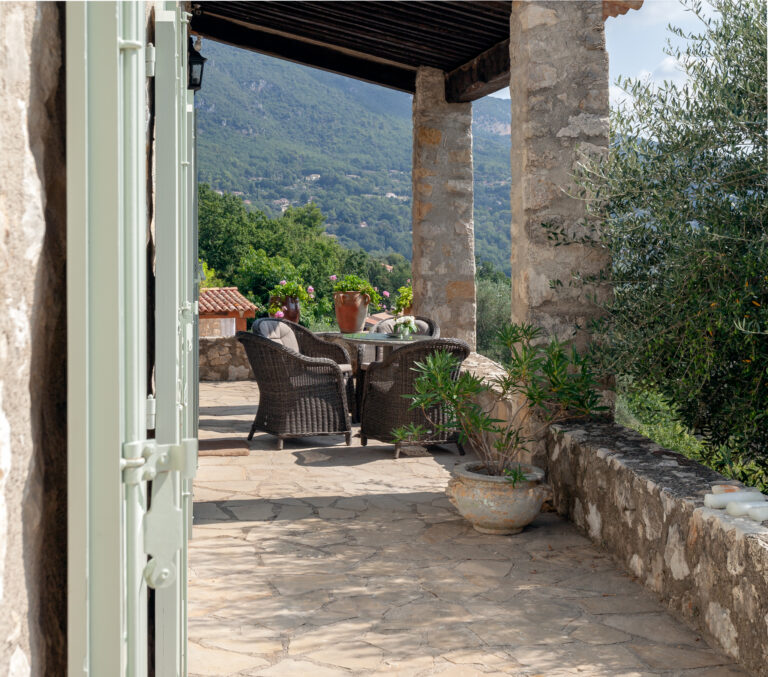 CdAV Bar sur Loup low 10villa spencer pro september 18 768x677