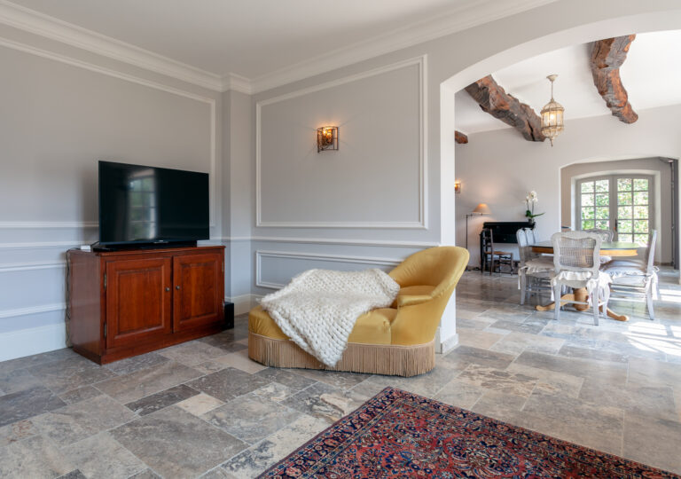 CdAV Bar sur Loup low 15villa spencer pro september 18 768x540