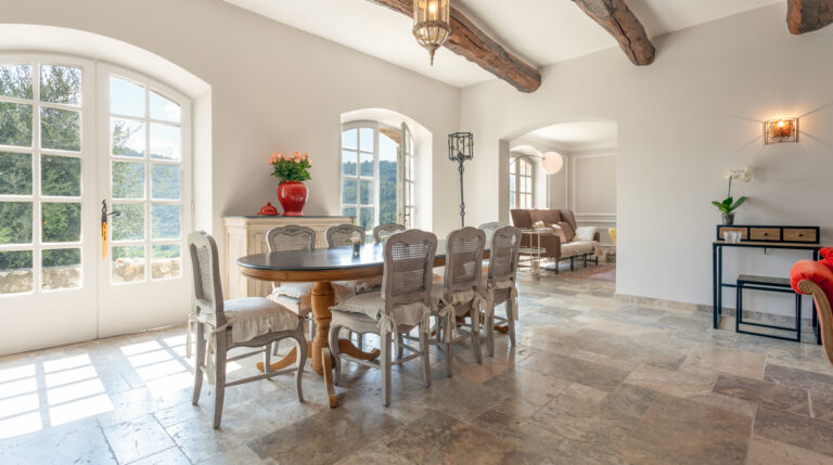 CdAV Bar sur Loup low 16villa spencer pro september 18 768x429