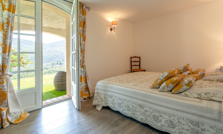 CdAV Bar sur Loup low 30villa spencer pro september 18 768x461