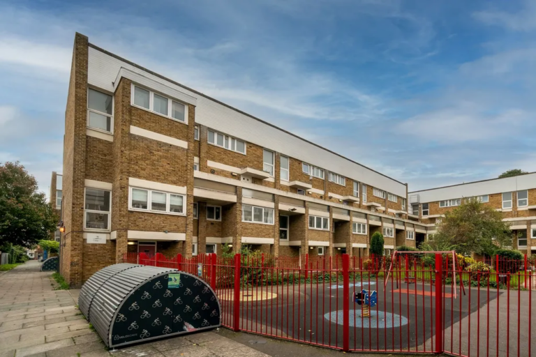 b1b02f37e9ba1f5b8c0f9e8f420c69f0d70be935 768x512